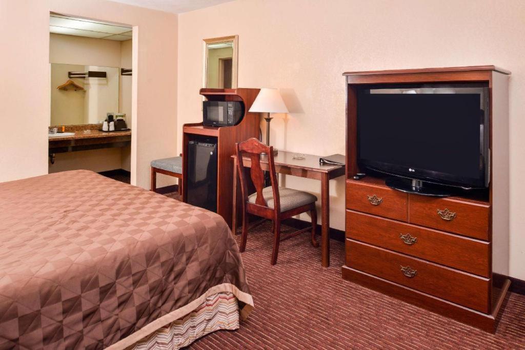 Americas Best Value Inn Alliance Εξωτερικό φωτογραφία